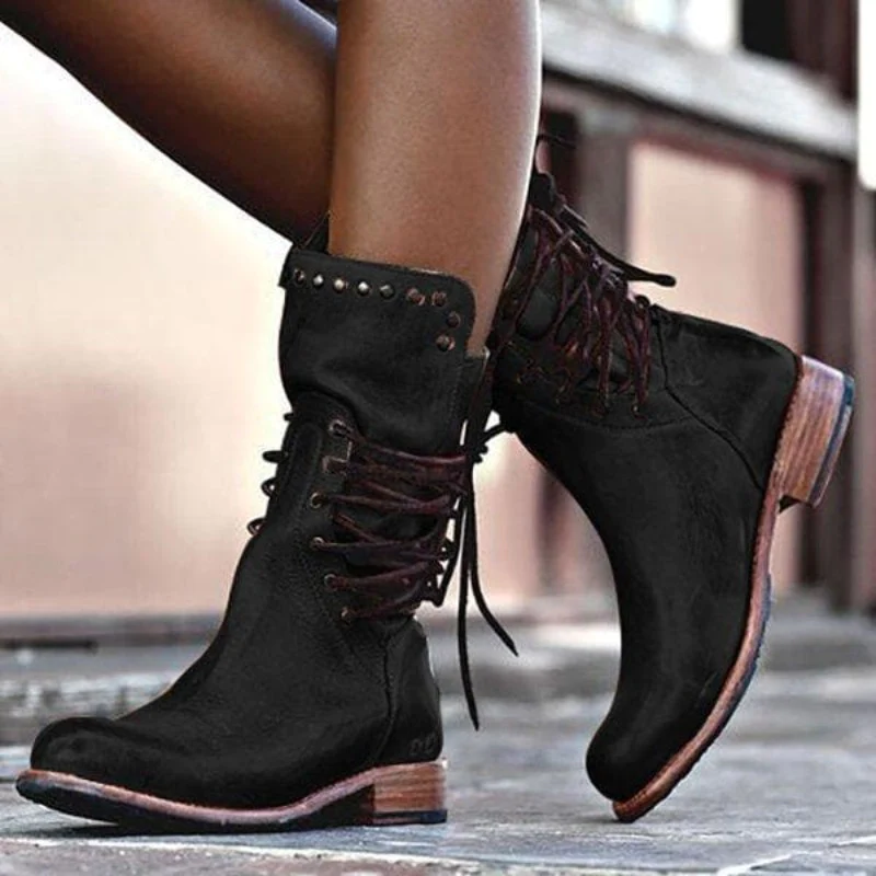 Maura | Leather boots with laces