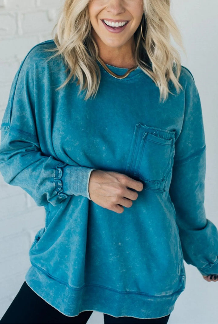 Alyssa - Acid Wash Pullover