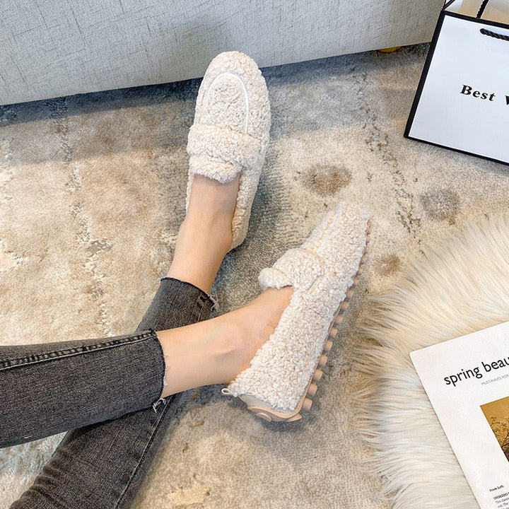 EMILY™ ERGONOMIC COMFORT MOCCASINS